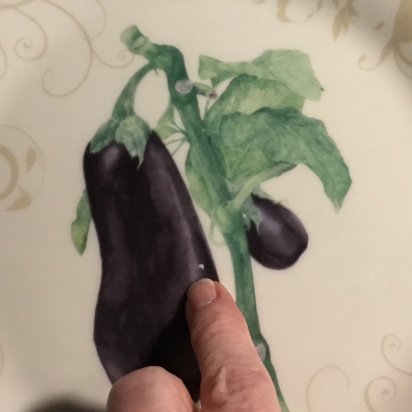 Dinner Plates Dishes Farmers Market Vegetable Motif 10.5” Ceramic Set Of 4 EUC - Picture 6 of 9